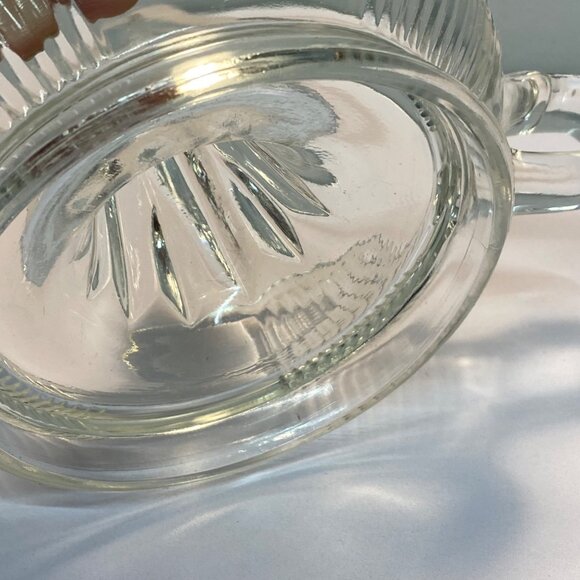 Vintage Federal Clear Glass Citrus Juicer Reamer Loop Handle Spout Farmhouse - Picture 6 of 12